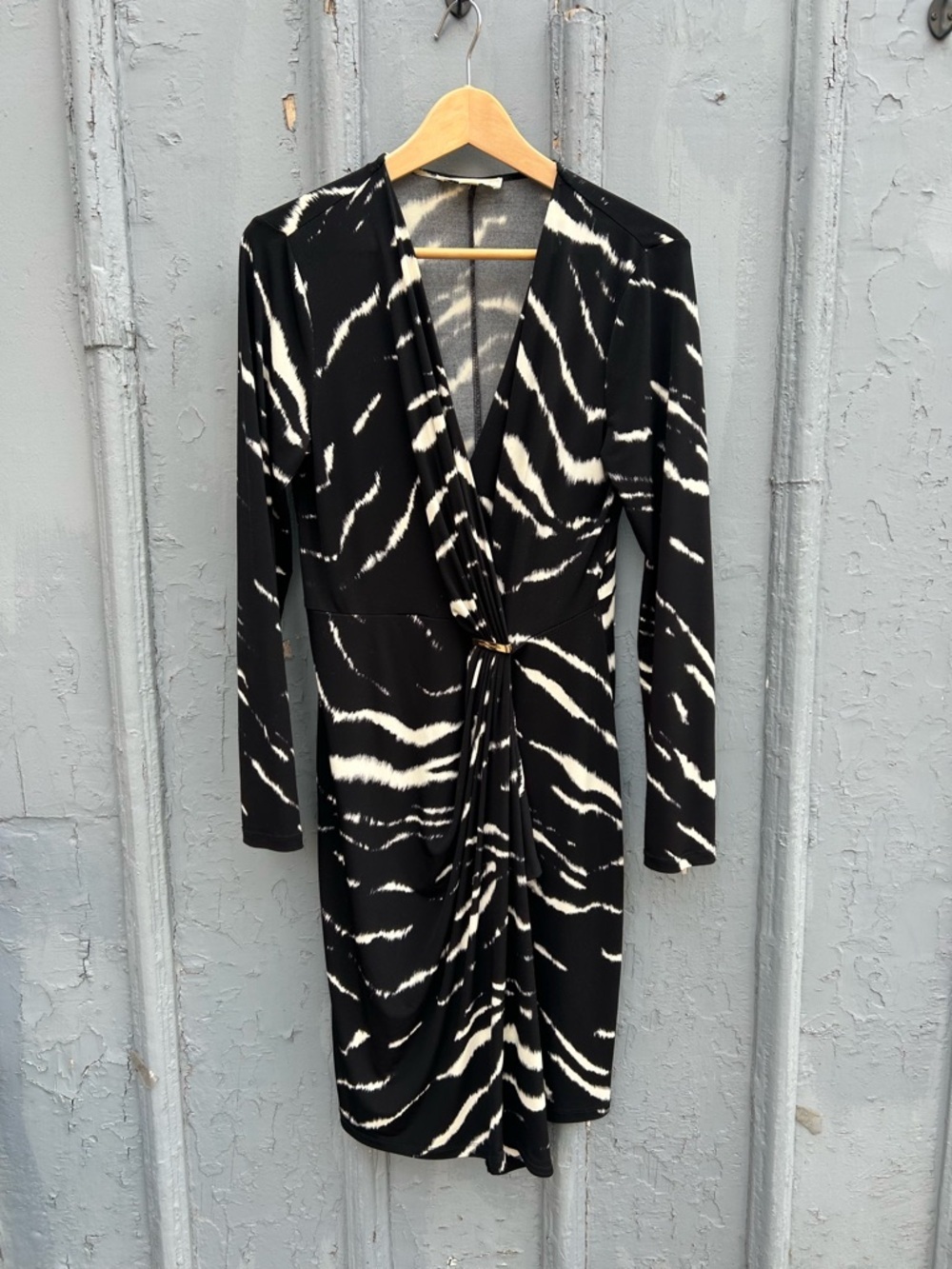 Michael Michael Kors Black & White Faux Wrap, size M